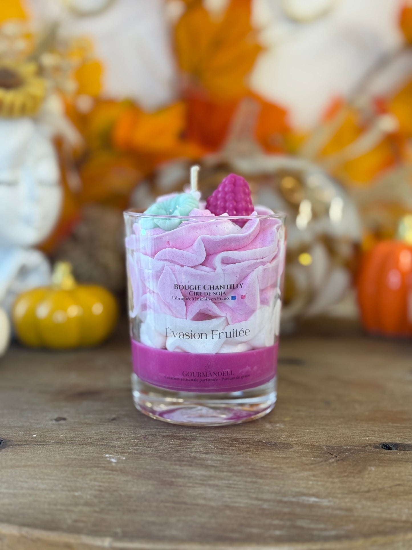 Bougie Évasion fruitée – Bougie artisanale parfumée, cire de soja & parfum de Grasse