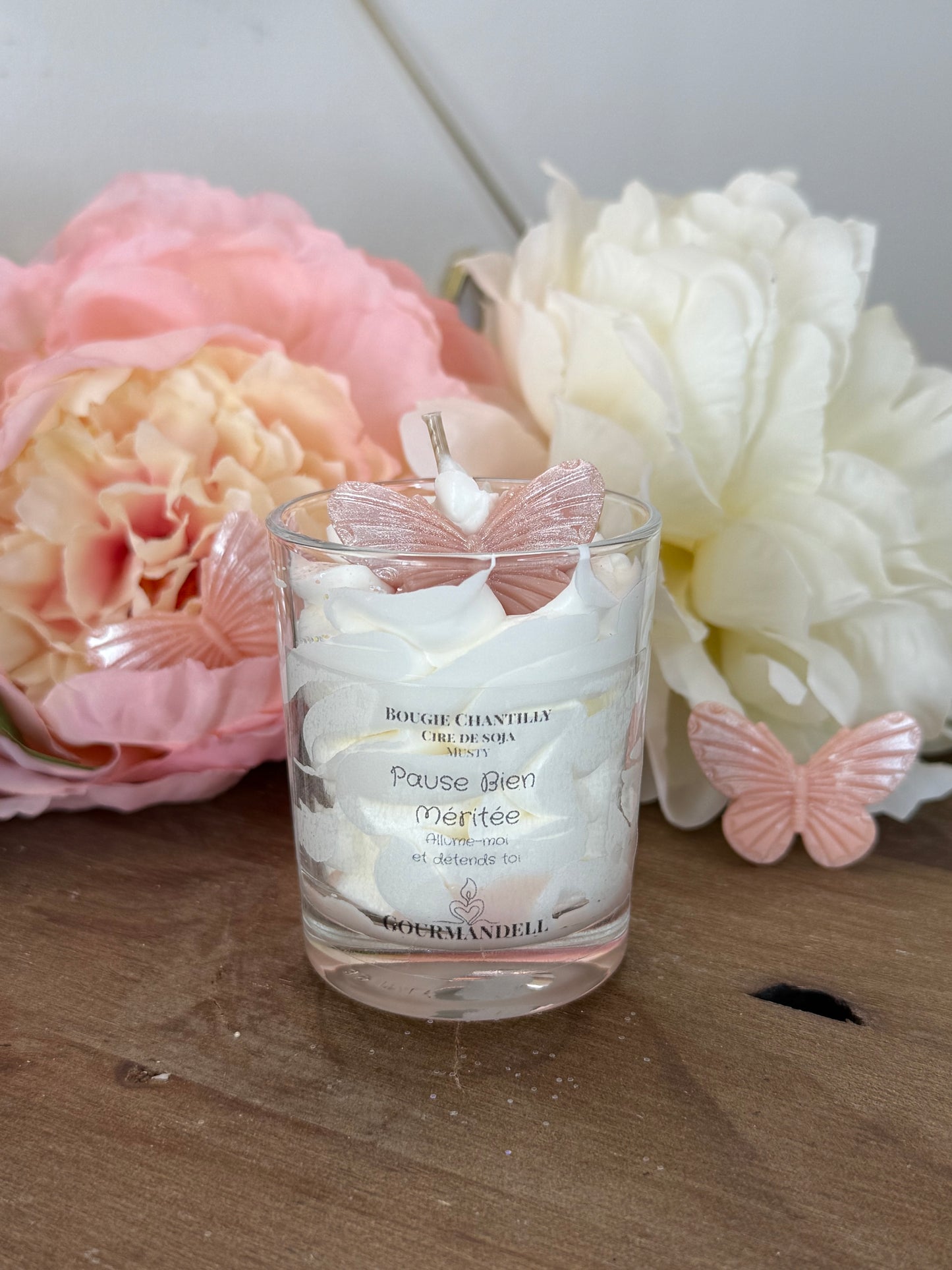 Bougie Chantilly 70g – Collection Pause Bien Méritée 🦋