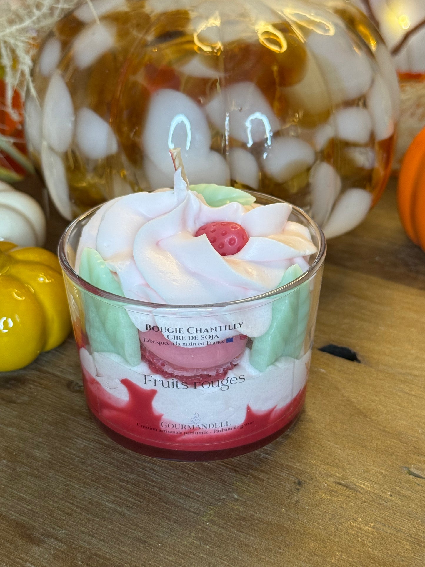 Bougie parfum Fruits rouges – Artisanale & gourmande | Gourmandell