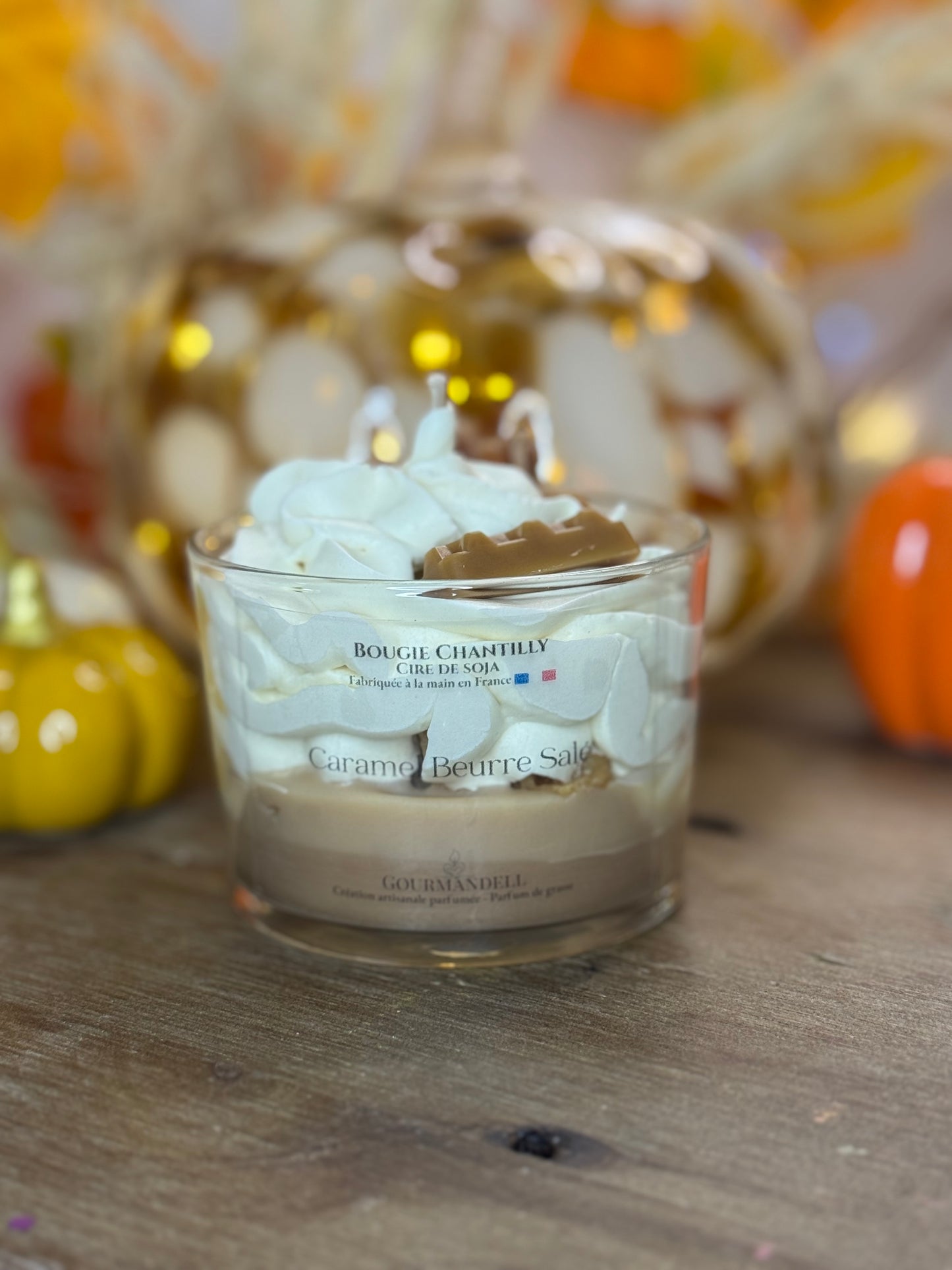 Bougie Parfumée Caramel Beurre Salé – Cire de Soja & Parfum de Grasse