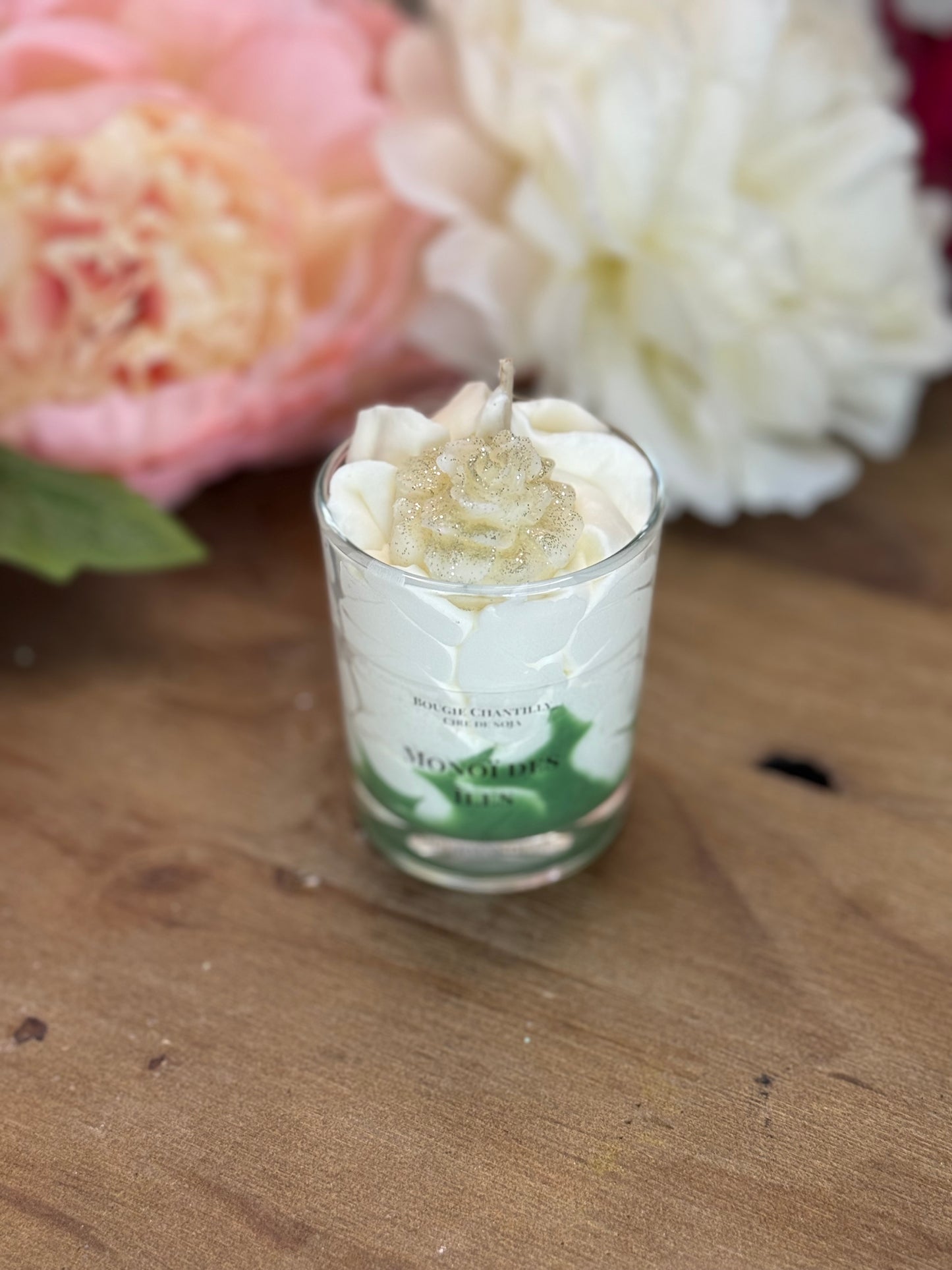 Monoï des îles – Un parfum d’évasion tropicale