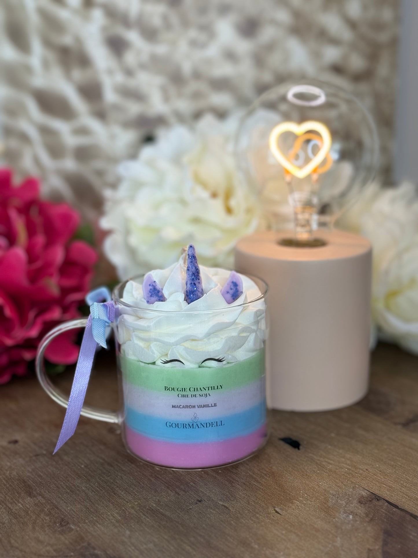 🌈 Bougie Éphémère Rainbow Licorne – Macaron Vanille 🦄