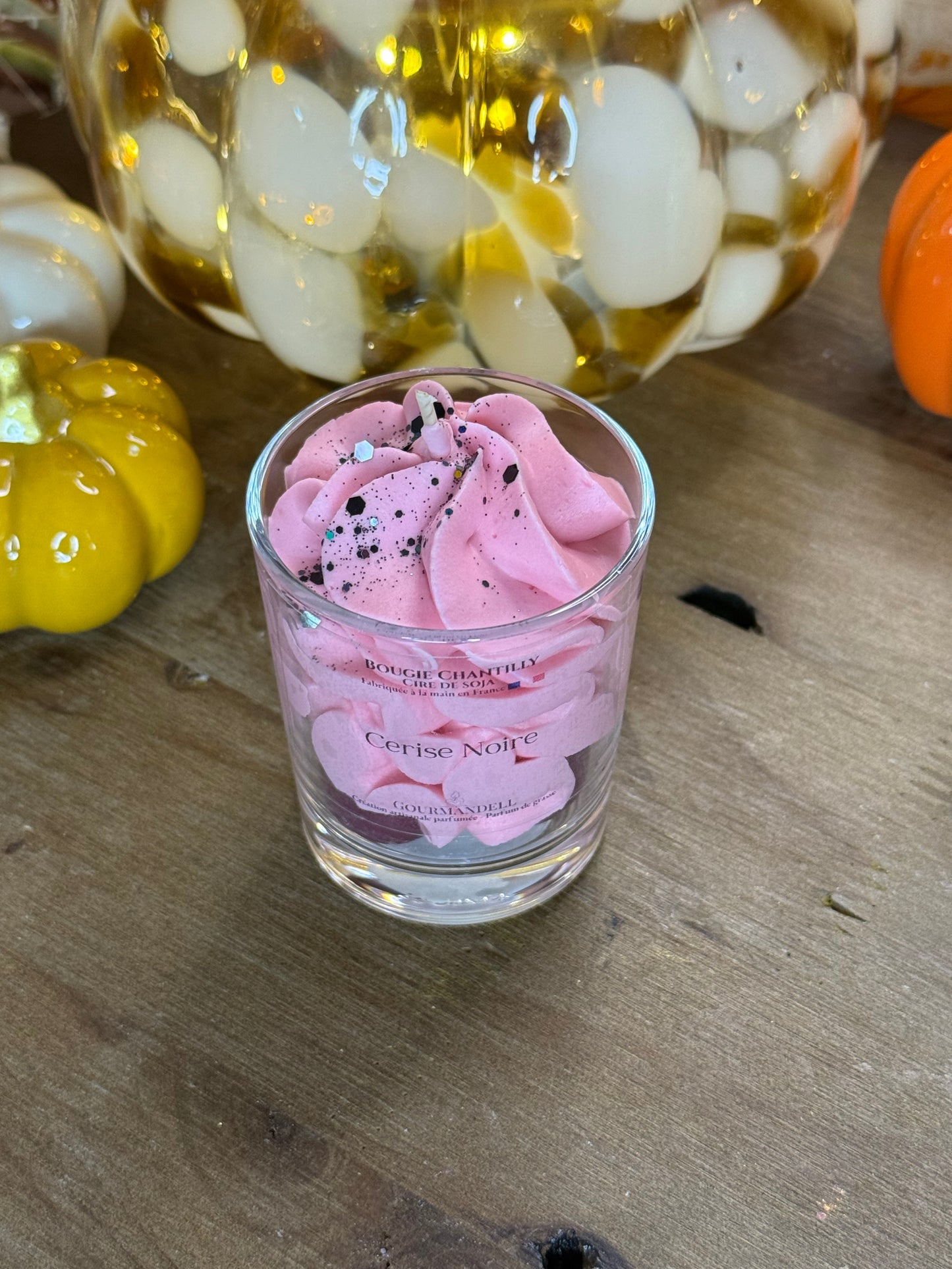 Bougie parfum Cerise Noire – Artisanale & Élégante