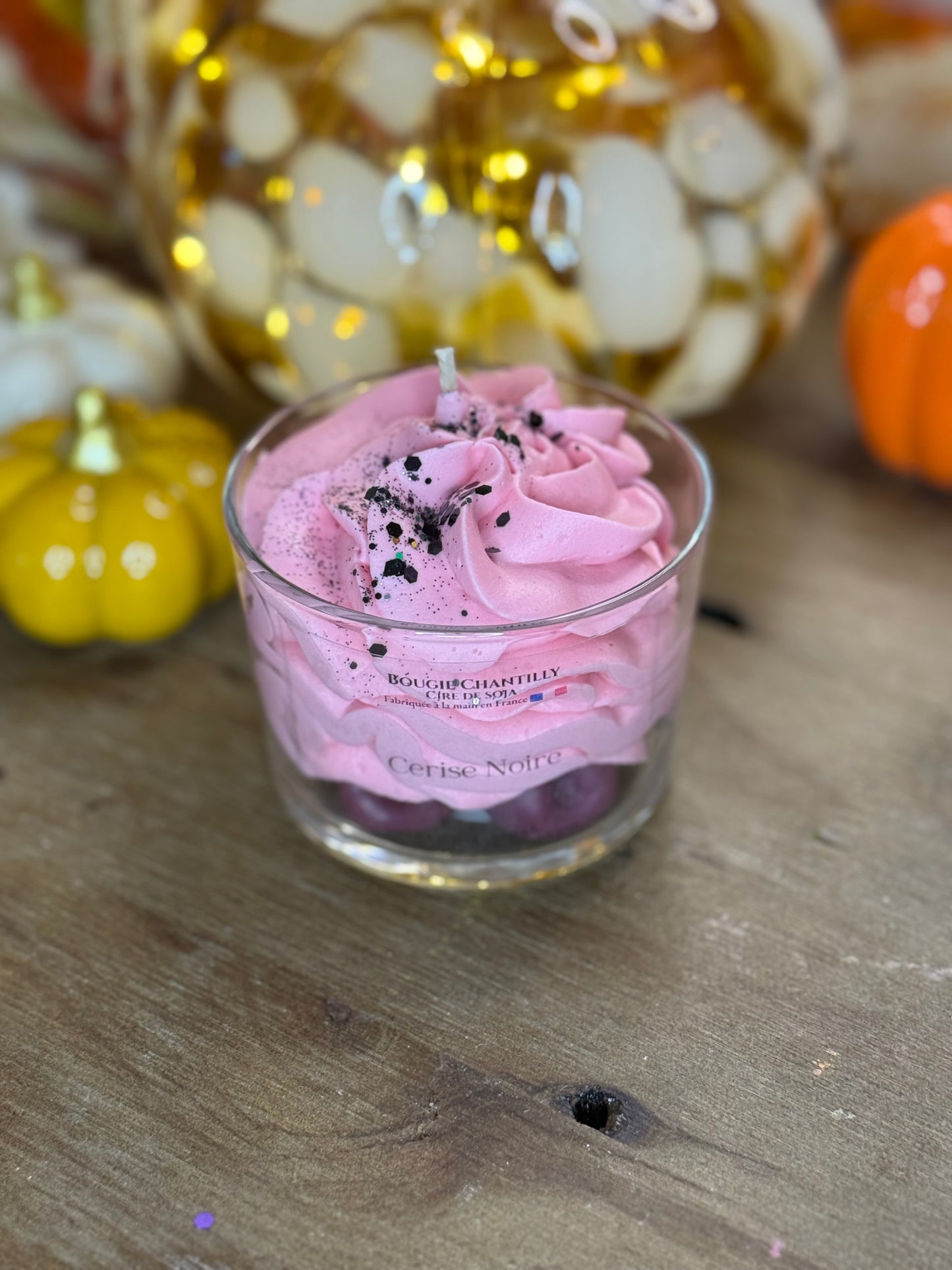 Bougie parfum Cerise Noire – Artisanale & Élégante