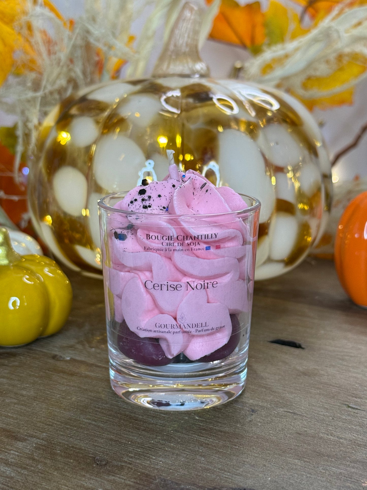 Bougie parfum Cerise Noire – Artisanale & Élégante