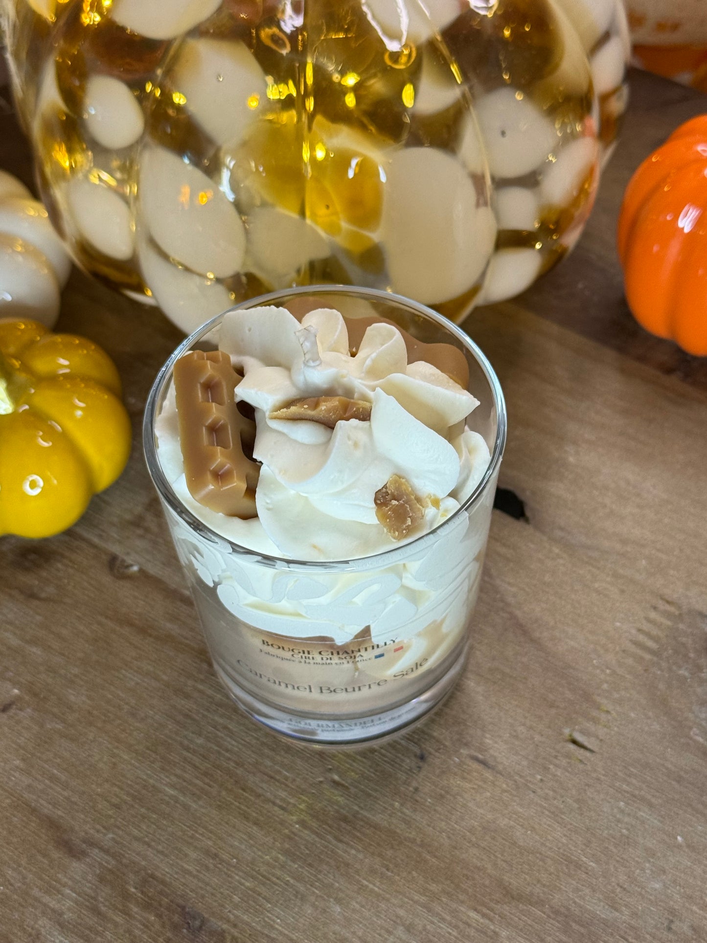 Bougie Parfumée Caramel Beurre Salé – Cire de Soja & Parfum de Grasse