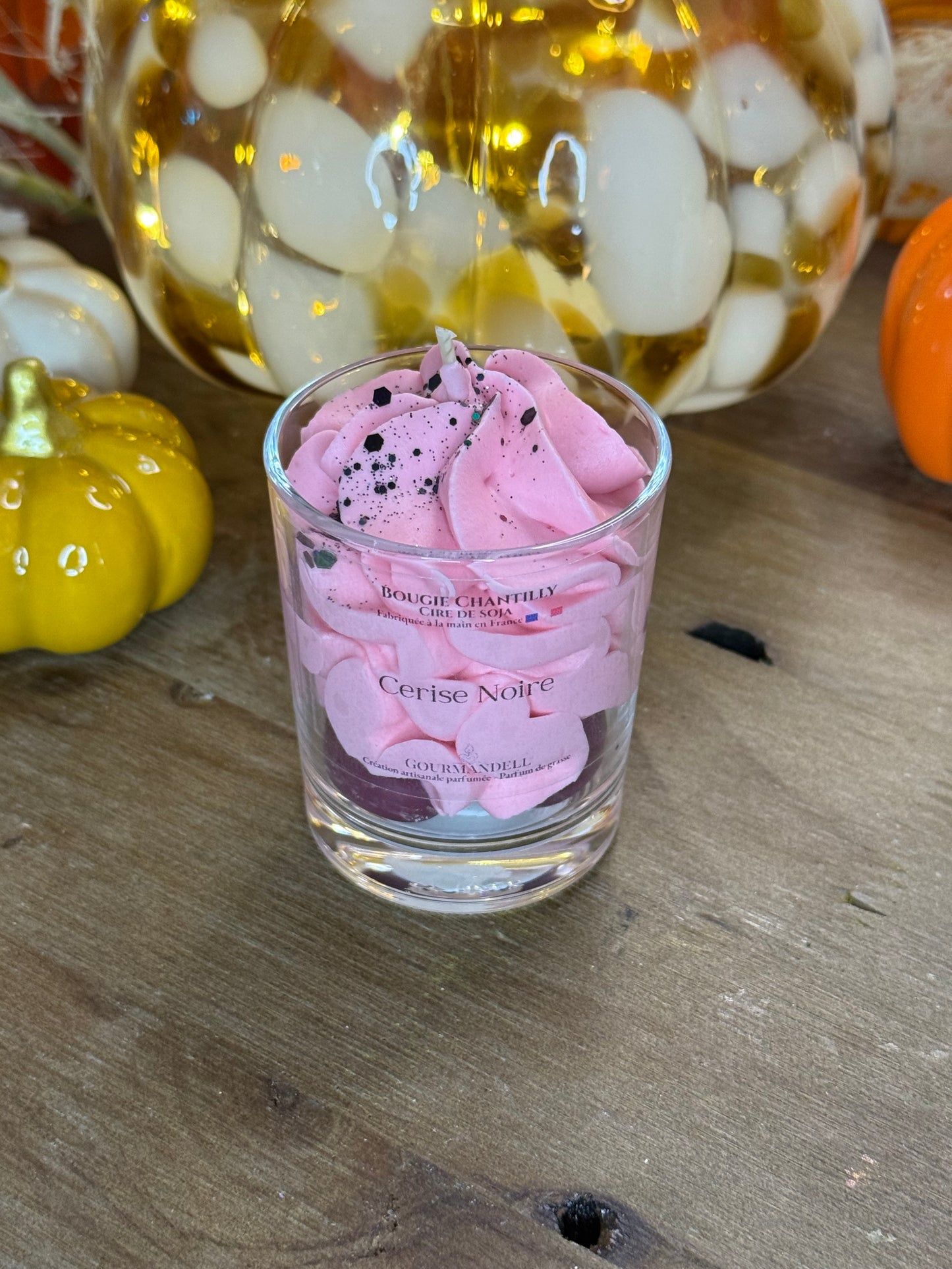 Bougie parfum Cerise Noire – Artisanale & Élégante