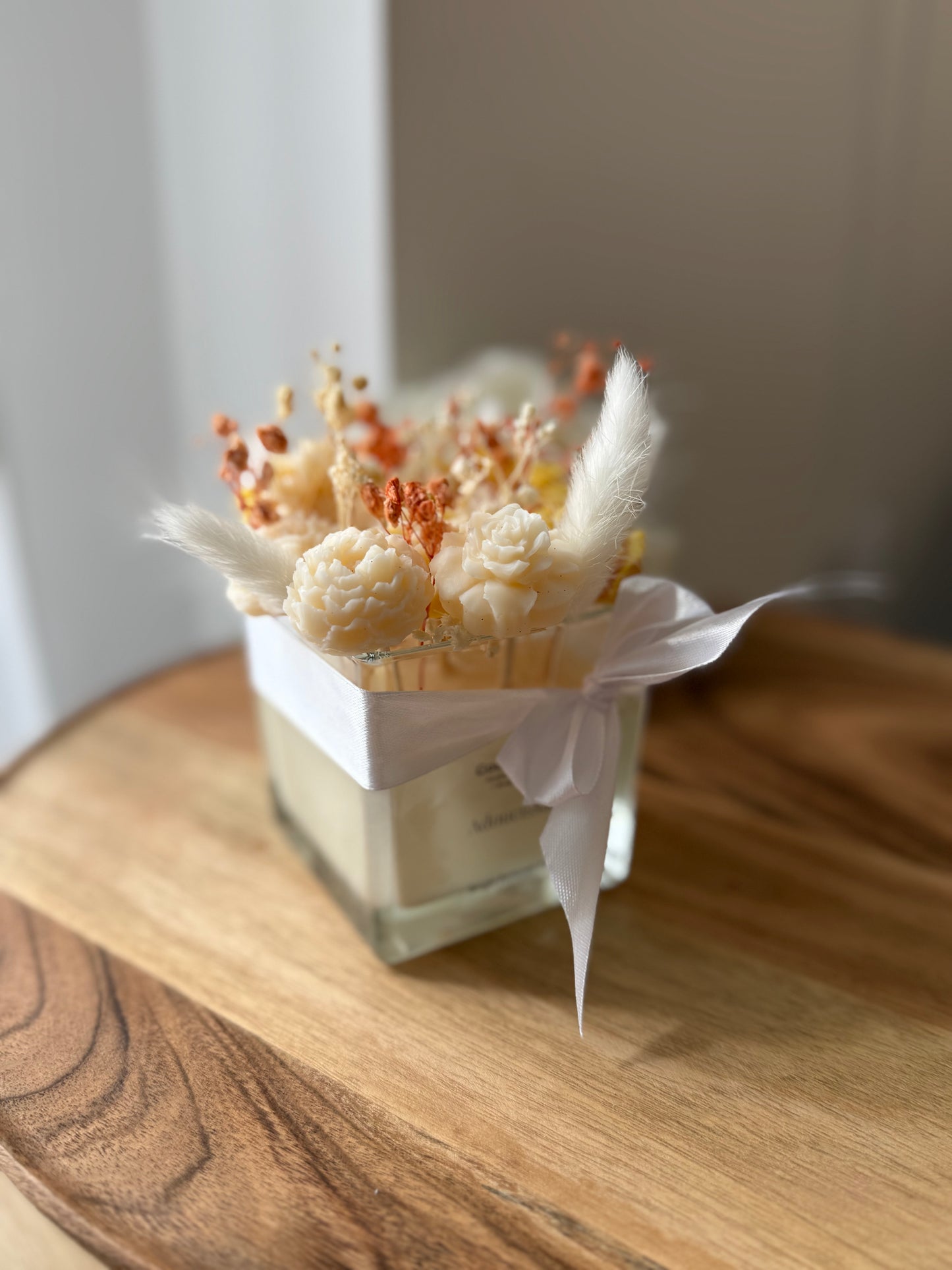 Bougie 2 en 1 Adoucissant – Fondants + Bougie Parfumée – Édition Unique