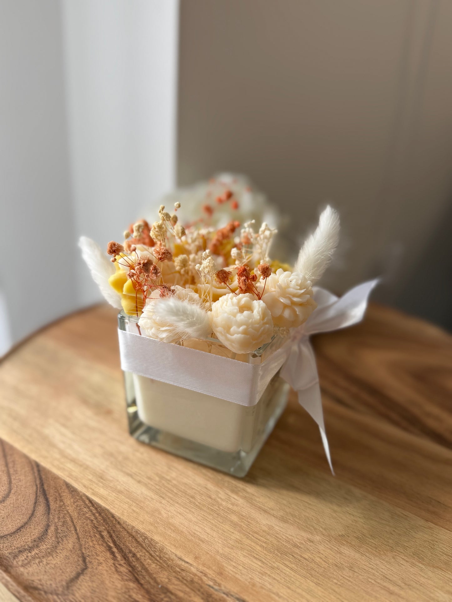 Bougie 2 en 1 Adoucissant – Fondants + Bougie Parfumée – Édition Unique