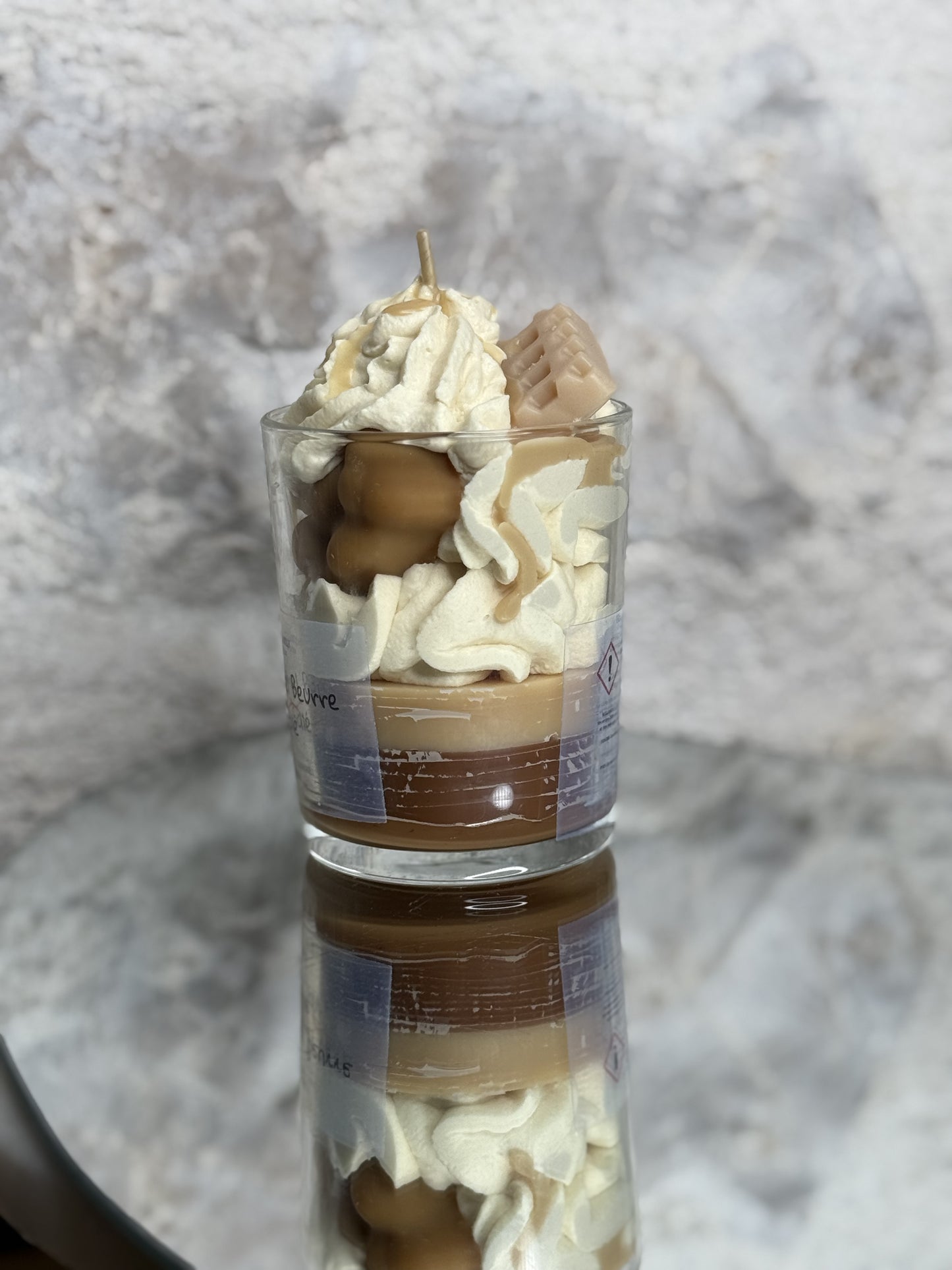 Bougie Parfumée Caramel Beurre Salé – Une Explosion Gourmande pour Votre Intérieur