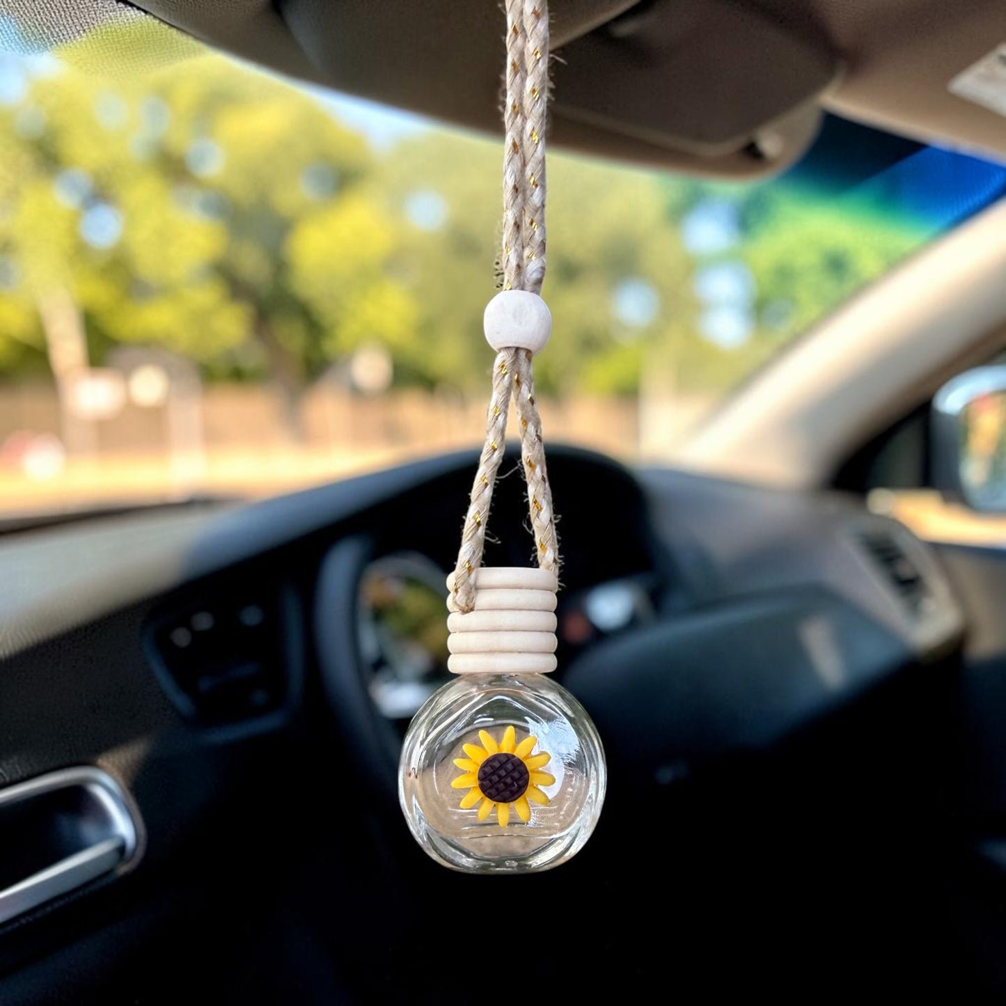 🌻 Diffuseur voiture parfumé – Modèle Tournesol