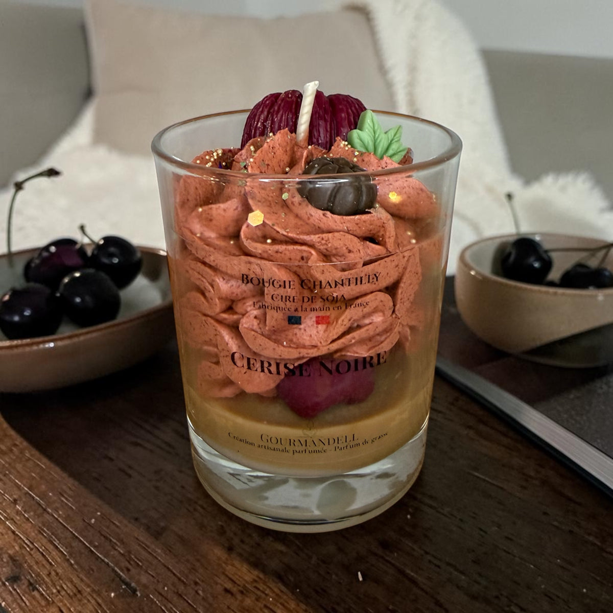 🍒 Bougie chantilly Cerise Noire