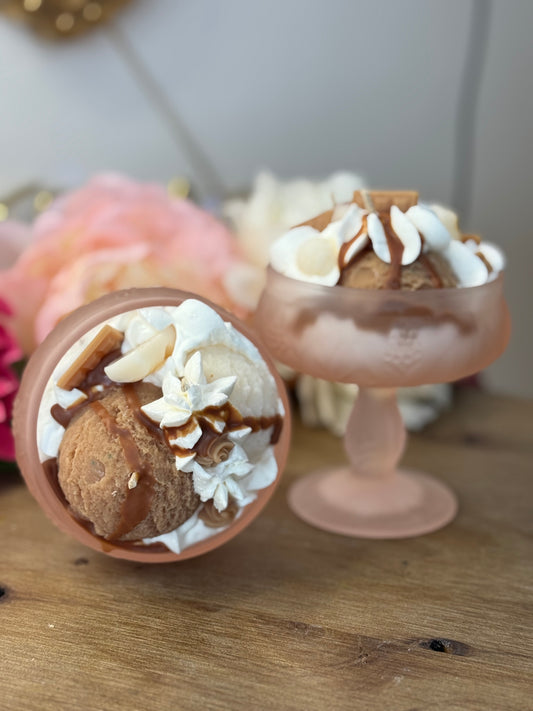 Bougie Rocher Praliné – Édition Glacée Ultra Limitée