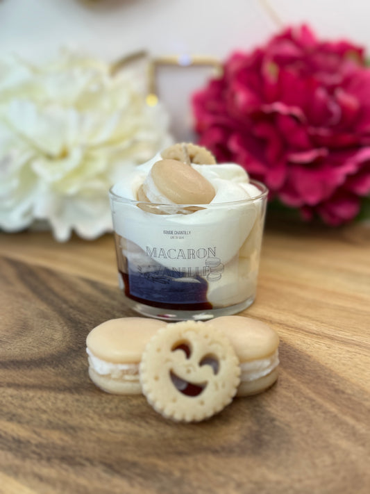 Bougie Macaron Vanille – Une gourmandise parfumée pour votre intérieur