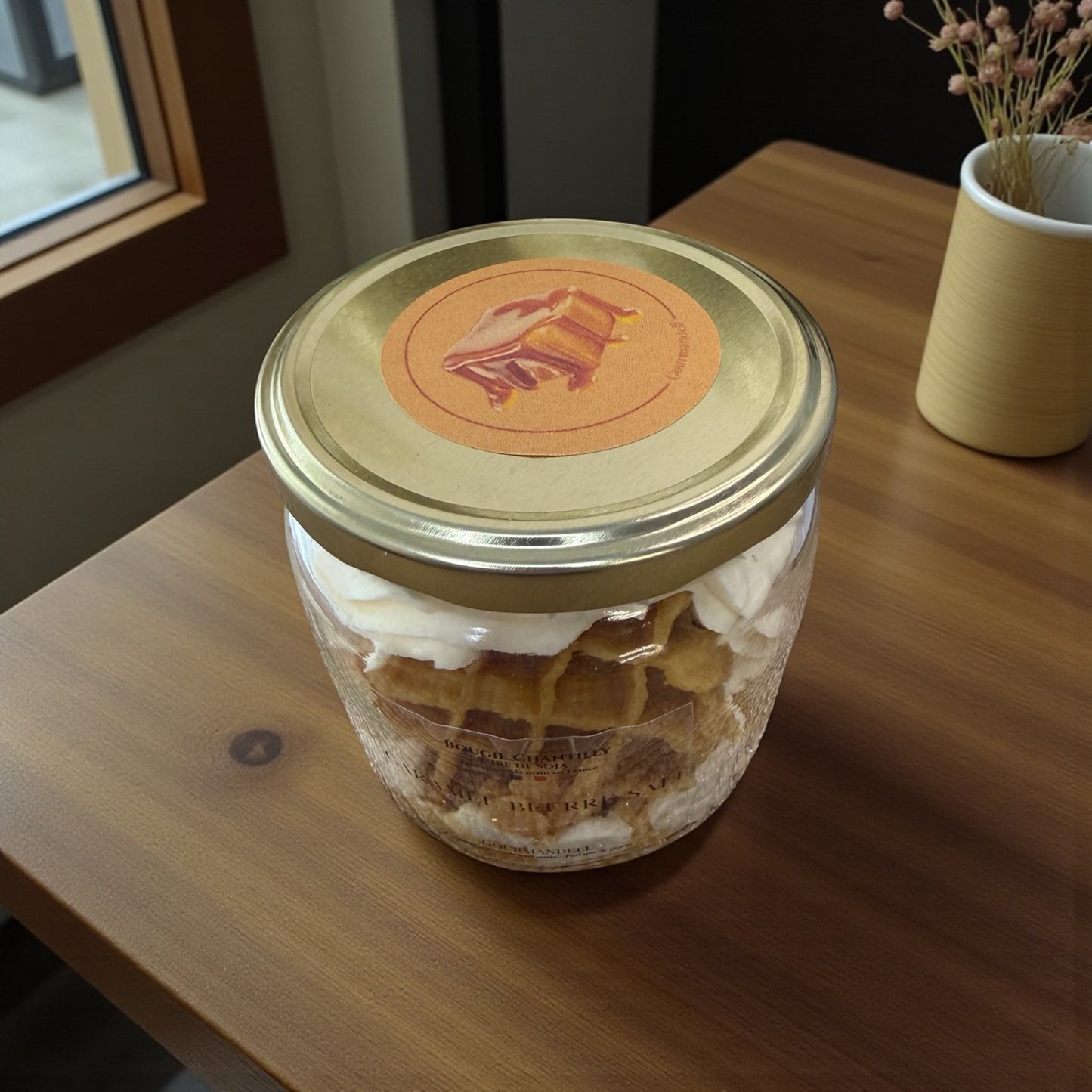 Bougie Chantilly Caramel Beurre Salé — Douceur irrésistible 🍮✨