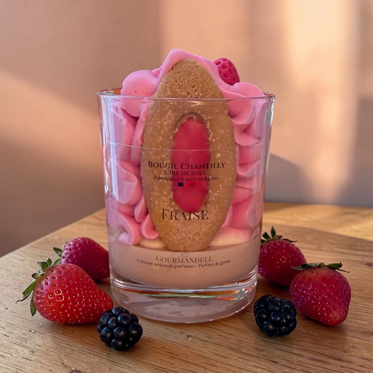 🍓 FRAISE — Bougie chantilly artisanale