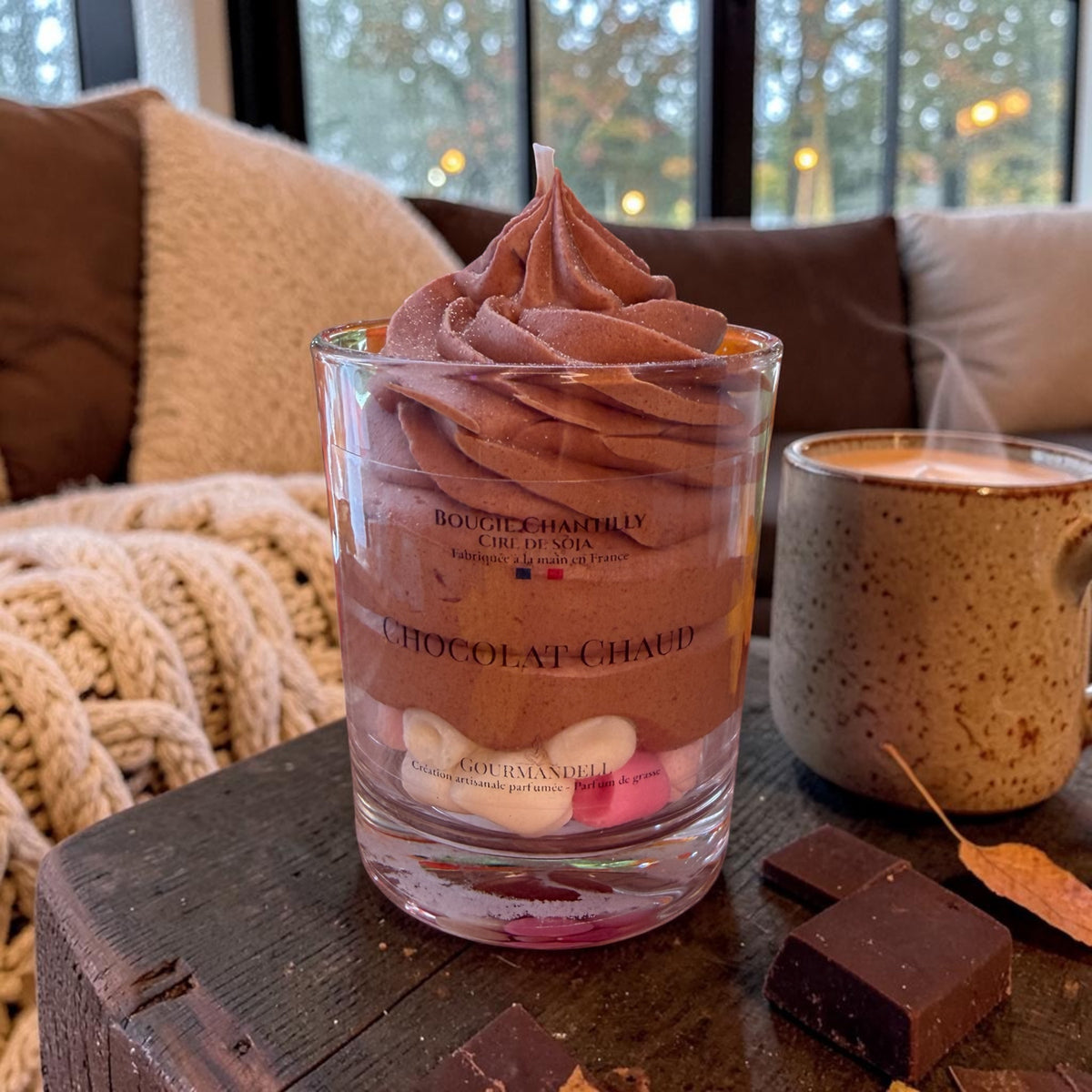 ☕ CHOCOLAT CHAUD — Bougie chantilly artisanale 140 g
