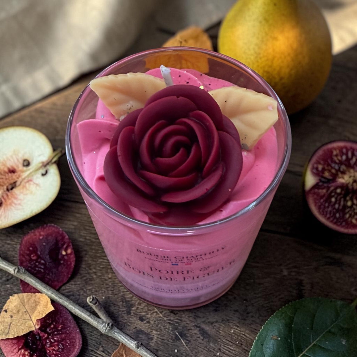 🍐 Bougie chantilly Poire & Bois de Figuier — 140 g