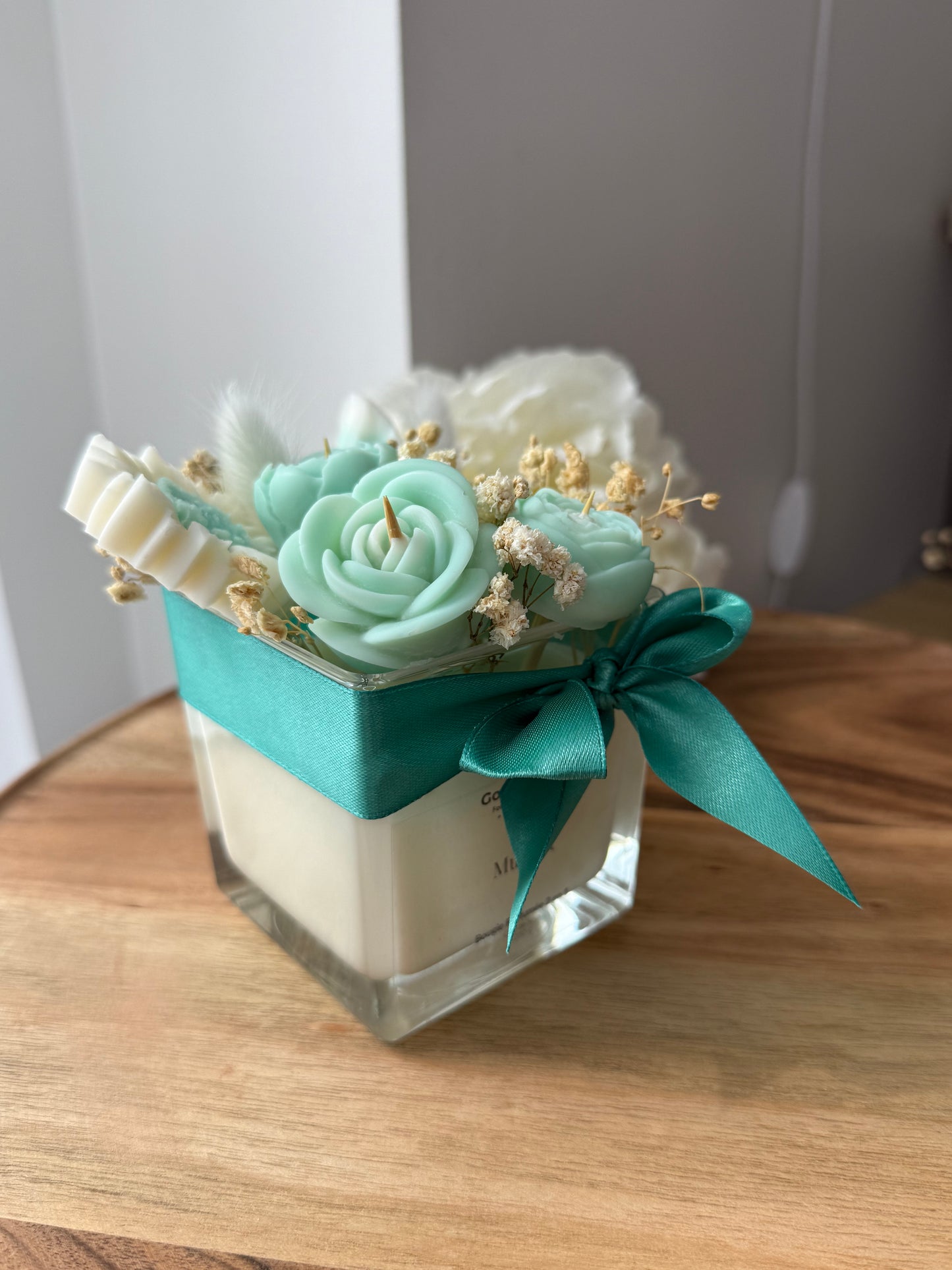 Bougie 2 en 1 Muguet – Fondants + Bougie Parfumée – Édition Florale Unique