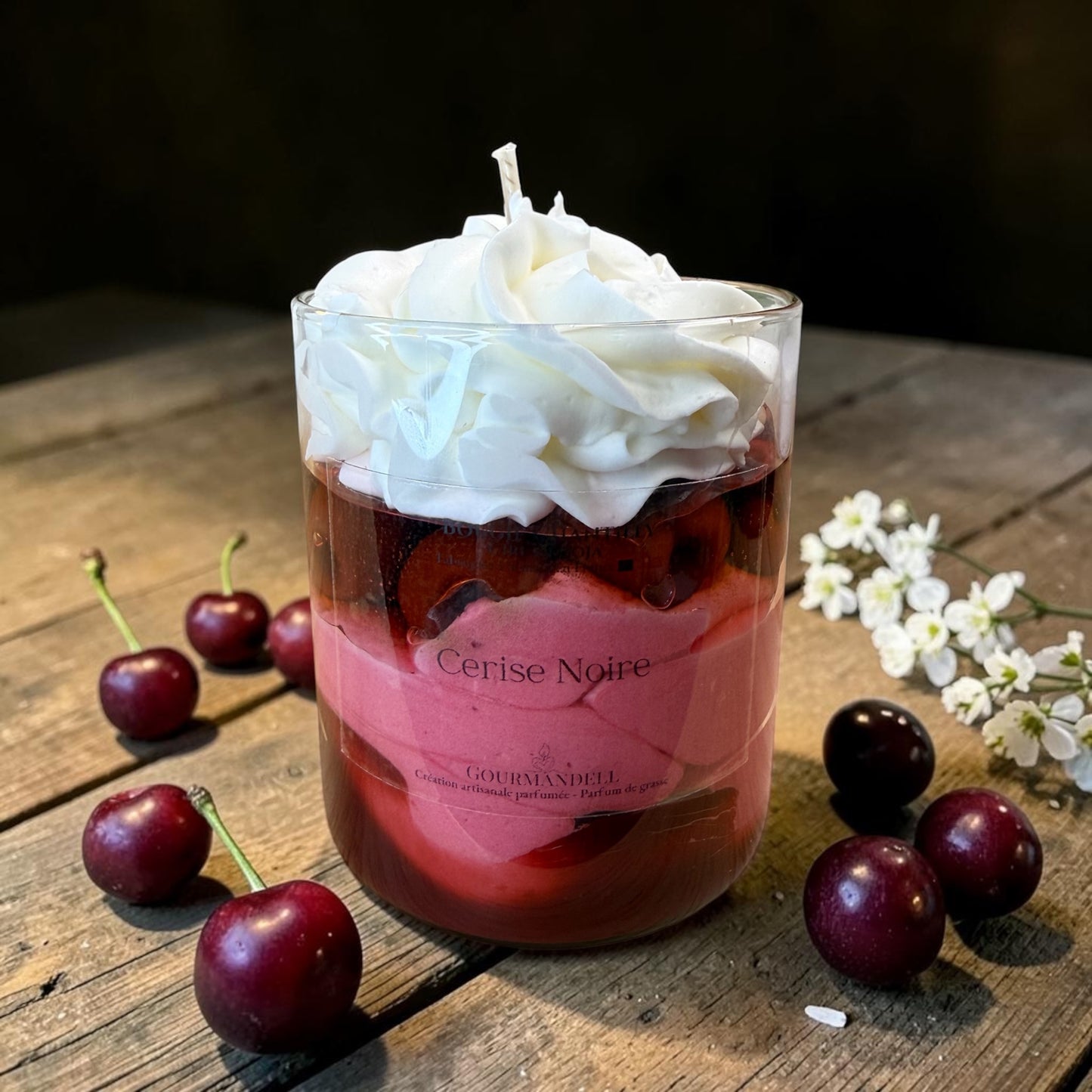 Bougie Chantilly Cerise Noire