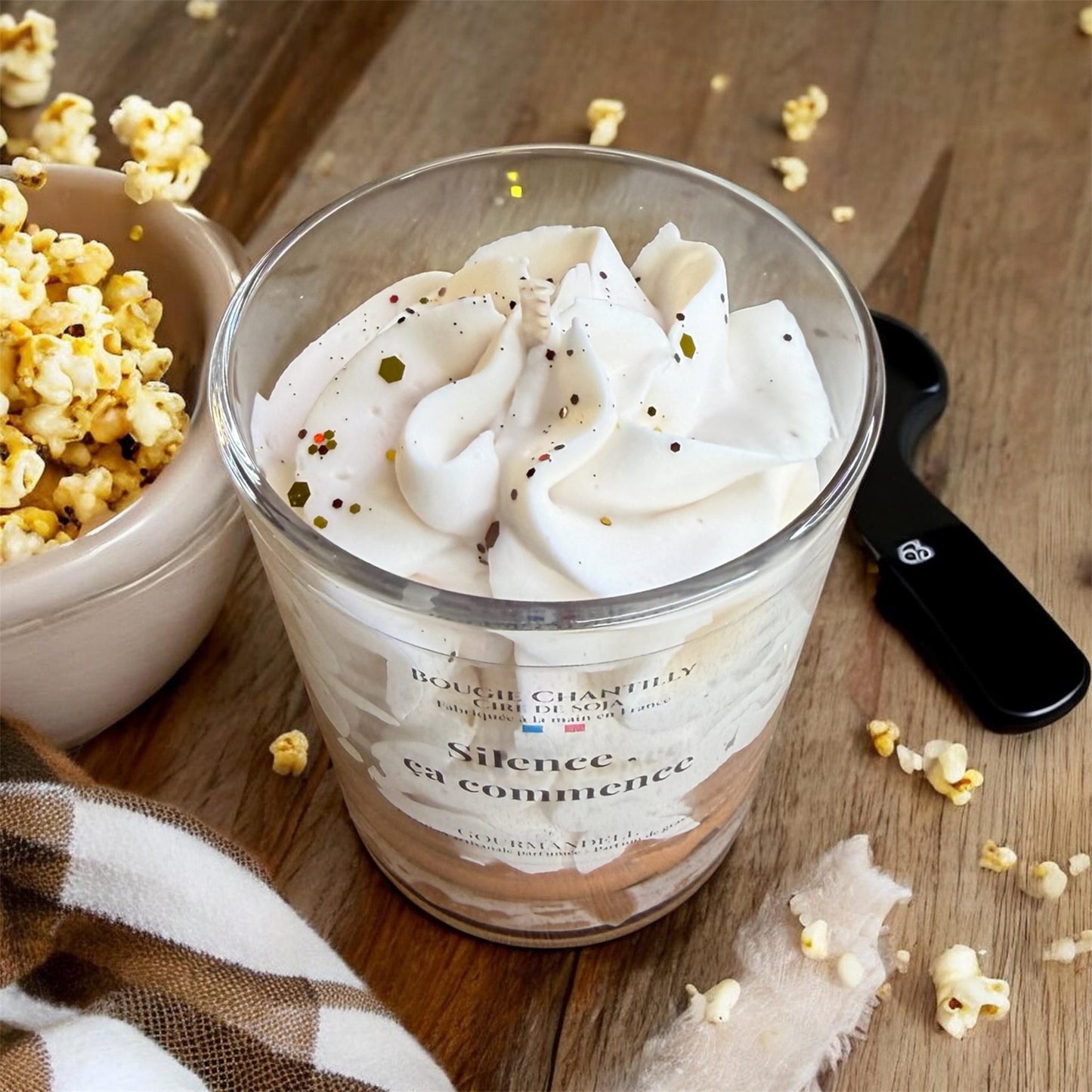 Bougie Chantilly Silence, ça commence (Pop Corn)